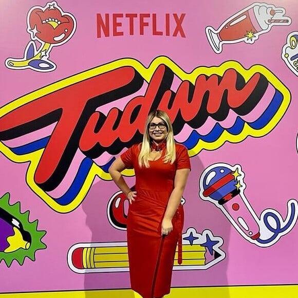 Marília Mendonça escolheu look vermelho para festival da Netflix