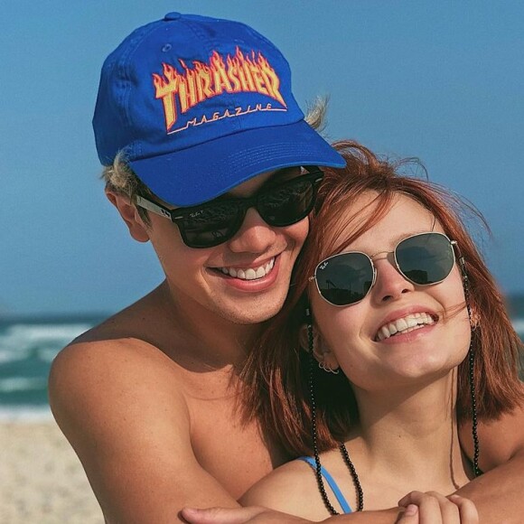 Larissa Manoela é namorada de Léo Cidade