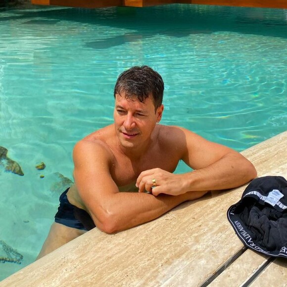 Rodrigo Faro se manifesta após piscina virar assunto na web