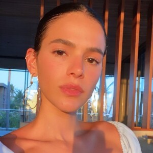 Bruna Marquezine será protagonista da série 'Condom Ladies', na Netflix