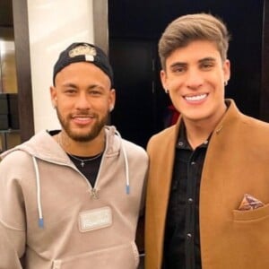 Mãe de Neymar assumiu namoro com modelo em abril de 2020