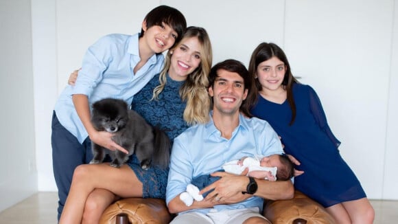 Carol Dias descarta ciúmes de filhos de Kaká com caçula do casal, Esther: 'Carinho'