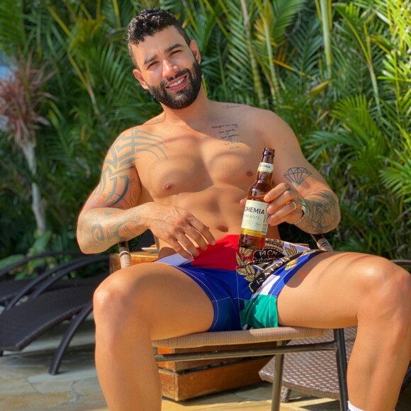Gusttavo Lima desabafa sobre fim do casamento: 'Eu não estava feliz. Tentei de tudo para manter o casamento. Não está sendo fácil. Separação gera sofrimento, somos seres humanos'