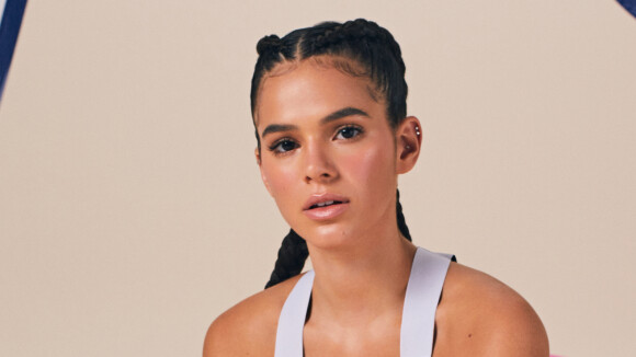 Neon fitness: Bruna Marquezine aposta em look trendy para se exercitar. Veja!