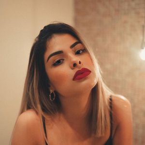 Ex-BBB Munik Nunes não se abala com os comentários negativos
