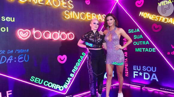 Vitória Strada e Marcella Rica engataram namoro durante o carnaval de 2019