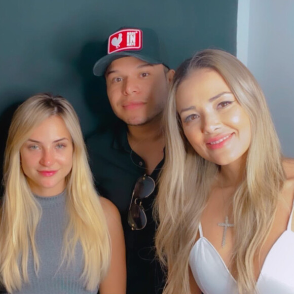 Gabi Martins optou por investir em pouco botox nos lábios, já que prefere apenas a aparência de algo mais hidratado