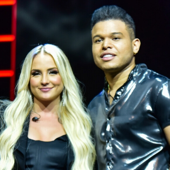 Gabi Martins e o namorado, Tierry, fazem harmonização facial