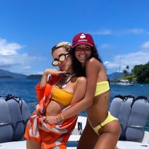 Bruna Marquezine e Manu Gavassi são amigas há seis anos