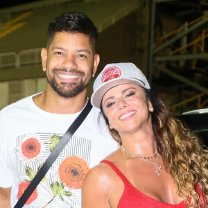 Viviane Araujo está noiva do empresário Guilherme Militão
