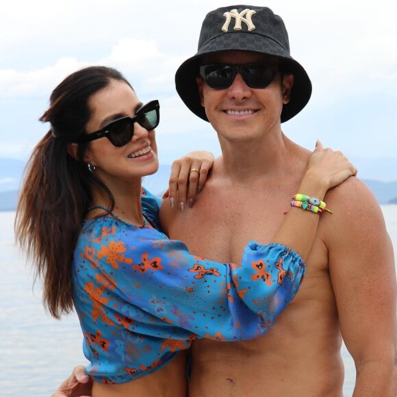 Rodrigo Faro e Vera Viel compartilham posts bem-humorados de casal na web