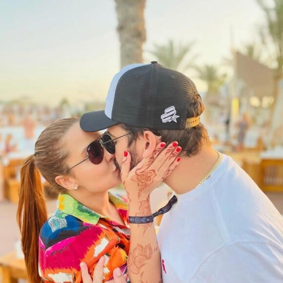 Maiara se diverte com Fernando Zor em Dubai