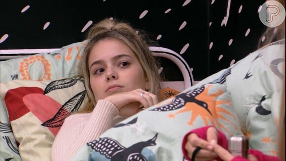 'BBB 21': Viih Tube acha que Karol Conká deu pulseira para Carla Diaz por estratégia. 'Afastou você da galera que você queria estar perto', disse a youtuber