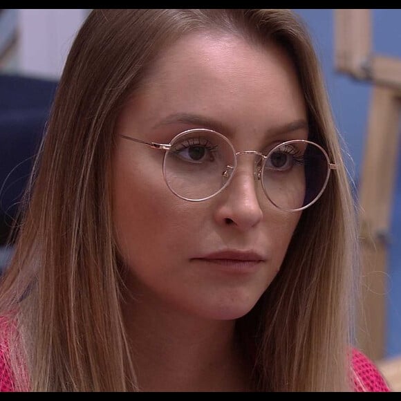 'BBB 21': Carla Diaz se queixa de atitude de Karol Conká. 'Eu não esperava. Não esperava e não queria. Achei forçação', disse a atriz