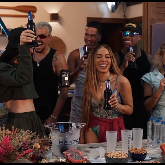 O reality de Anitta é patrocinado por uma marca de cerveja