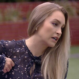 'BBB 21': Carla Diaz foi desafiada a lamber o mamilo de Arthur no 'BBB21'