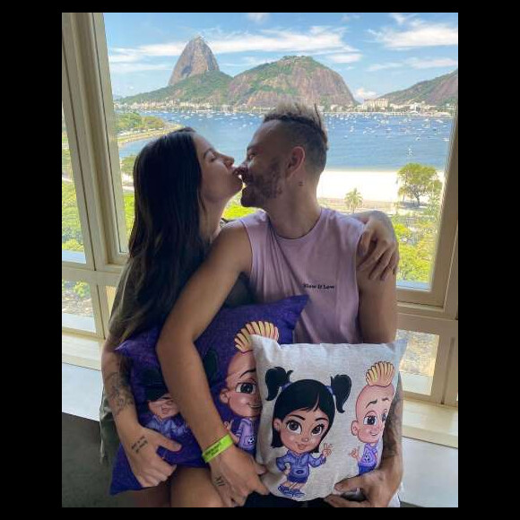 Bianca Andrade está noiva do youtuber Fred