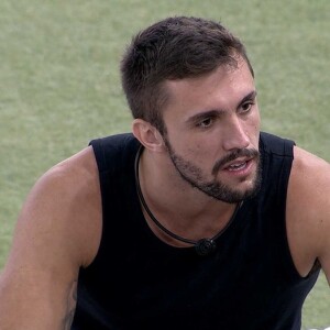 'BBB 21': Arthur prometeu colocar 'fogo no parquinho' no reality