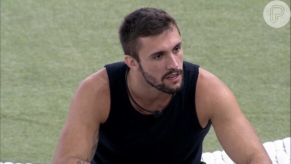 'BBB 21': Arthur prometeu colocar 'fogo no parquinho' no reality