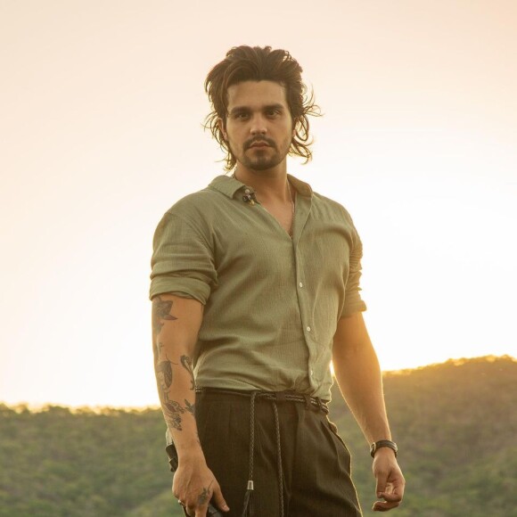 Luan Santana no 'The Voice Kids'? Emissora quer cantor como técnico do reality