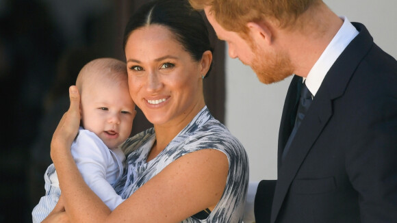 Meghan Markle reúne o marido, Harry, e o filho em nova foto da 2ª gravidez. Veja!