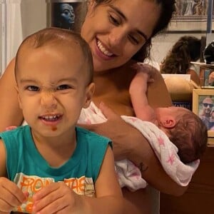 Camilla Camargo com os dois filhos, Julia e Joaquim