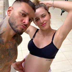 Mulher de Lucas Lucco, Lorena Carvalho deu à luz por meio de parto natural humanizado