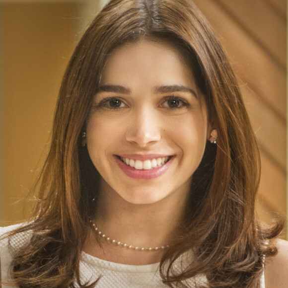 Sabrina Petraglia chorou ao falar da pressão estética que vem sofrendo no pós-parto