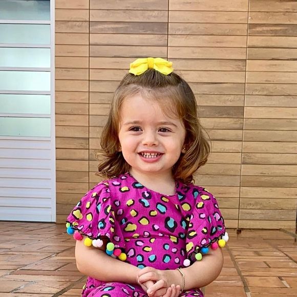 Filha de Thaeme Mariôto, Liz também é uma bebê arco-íris