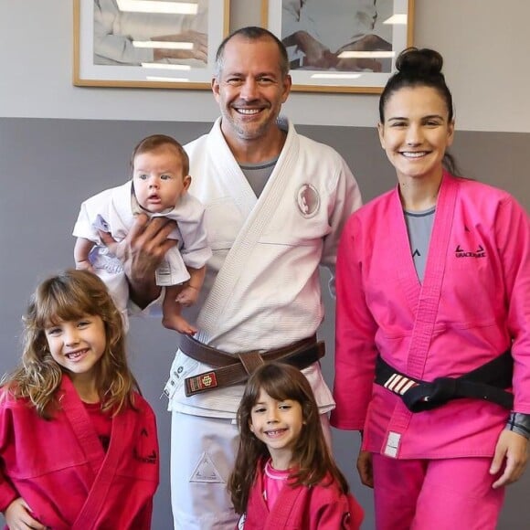 Kyra Gracie, mulher de Malvino Salvador, é mãe de Ayra, de 6 anos, Kyara, de 4 e Rayan, de 3 meses