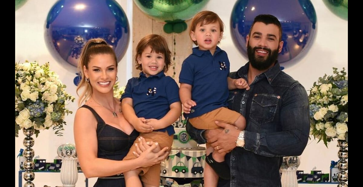 Foto Gusttavo Lima aprova comparação dos filhos com Andressa Suita em foto. 'Gêmeos de gestação Foto Gusttavo Lima aprova comparação dos filhos com Andressa Suita em foto. 'Gêmeos de gestação