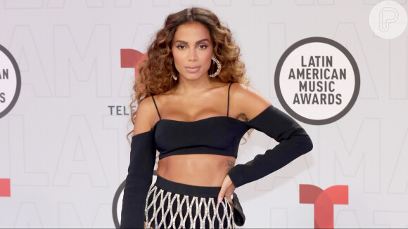 Anitta marca presença no Latin American Music Awards, realizado em Los Angeles, na noite desta quinta-feira, 15 de abril de 2021