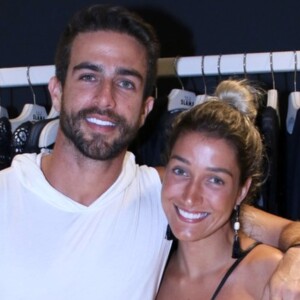 Gabriela Pugliesi teria rompido casamento com Erasmo Viana por descobrir festa íntima, diz jornal