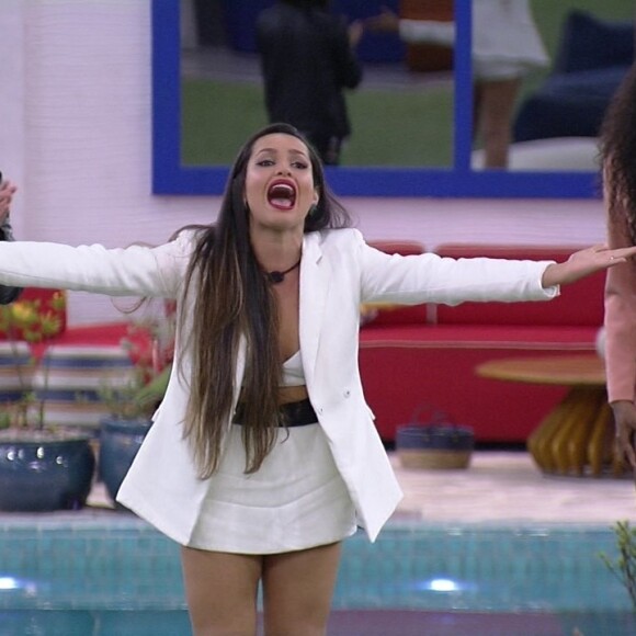 Juliette enfrenta Camilla de Lucas e Fiuk na final do 'BBB21'