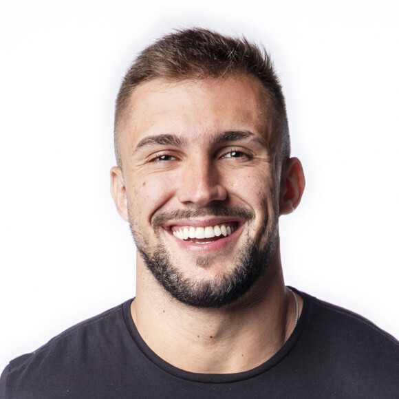 Fora do 'BBB', Arthur contou ter sido ameaçado de morte