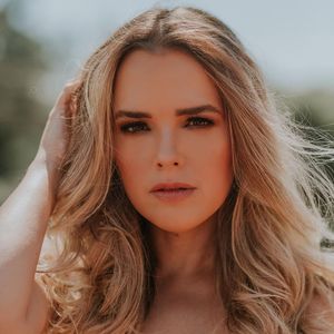 Thaeme está grávida de mais uma menina, Ivy