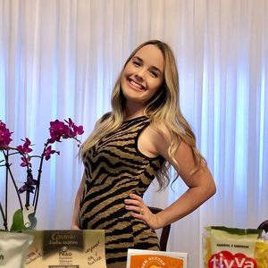 Thaeme assumiu que já engordou muito nessa segunda gravidez