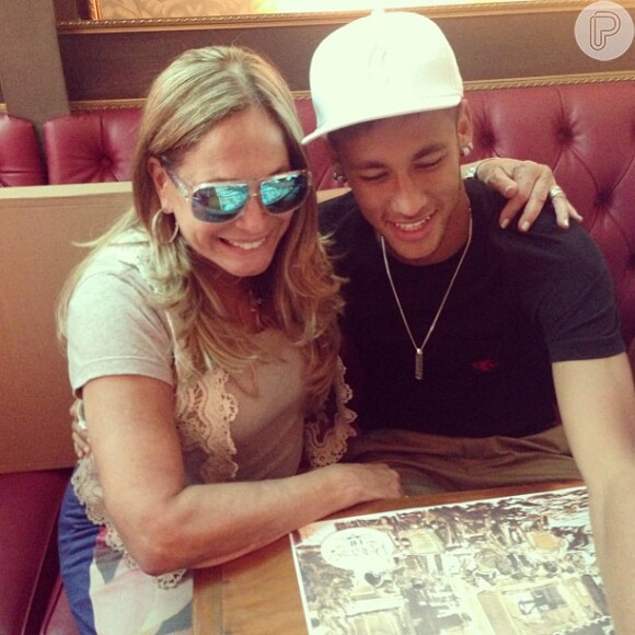 Susana e Neymar almoçaram em um restaurante do Jardins