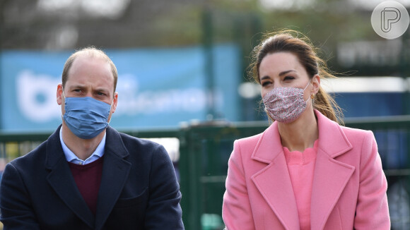Kate Middleton está tentando unir a família novamente e lidar com 'estresse e tristeza' de Príncipe William