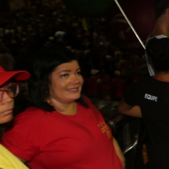 Nanda Costa e Lan Lanh terão 2 meninas