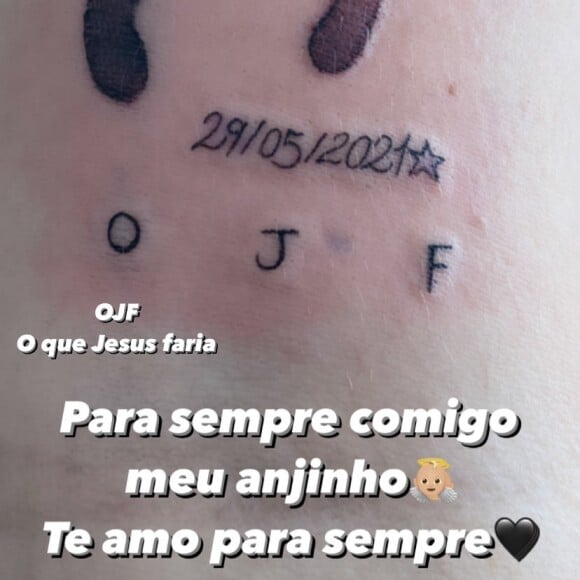 Após a morte de João Miguel, irmão de Whindersson fez uma tatuagem com a marca dos pés do sobrinho