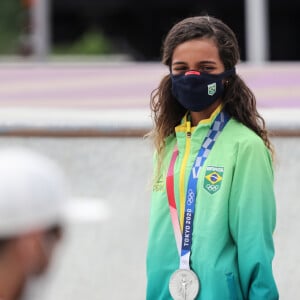 Rayssa Leal, skatista, ganhou medalha de prata nas Olimpíadas