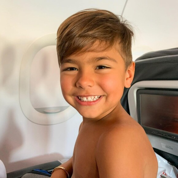 Henry, filho mais velho de Simone e Kaká Diniz completa 7 anos nesta terça-feira (03) com tema Pókemon