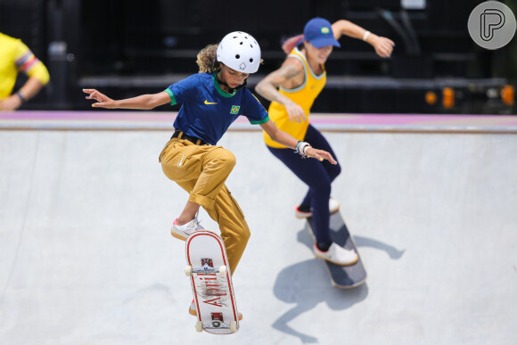 Rayssa Leal e Leticia Bufoni se tornaram amigas depois de a adolescente se inspirar na skatista