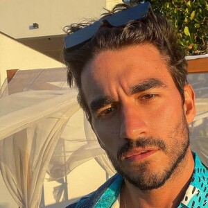 Guilherme atualmente namora, mas fãs já torcem para que ele e Gabi Martins voltem