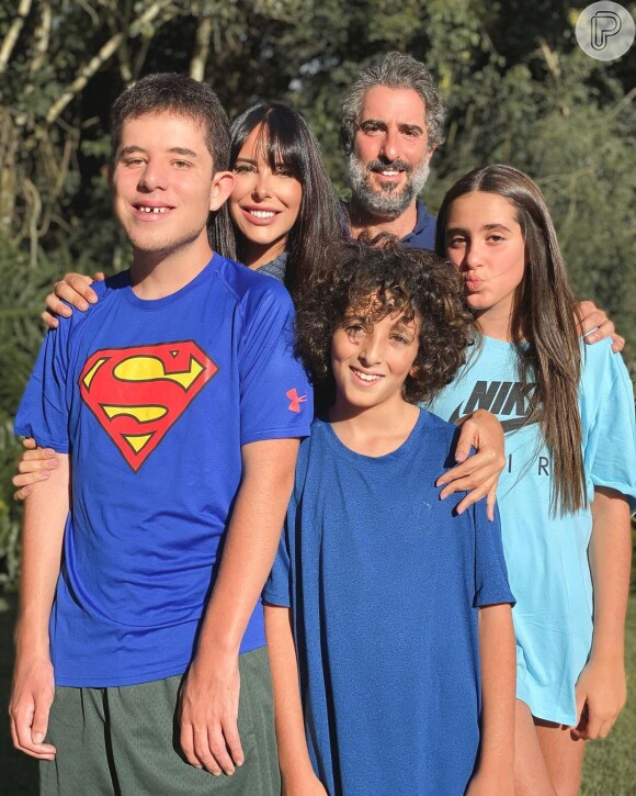 Marcos Mion é casado com a designer Suzana Gullo: o casal tem 3 filhos, Romeu, Stefano e Donatella