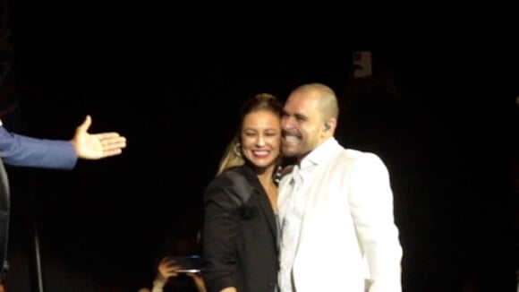 Paolla Oliveira dedica dança ao namorado, Diogo Nogueira, e entrega apelido do cantor