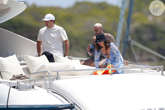 Neymar foi fotografado com Bruna Biancardi em Ibiza