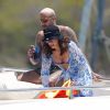 Neymar e Bruna Biancardi foram flagrados juntos em um passeio de barco emg Ibiza