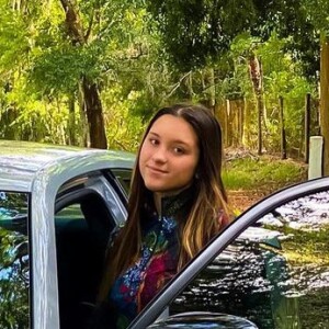 Filha de Gugu Liberato, Sofia mostrou o carro escolhido para os fãs em foto nas redes sociais